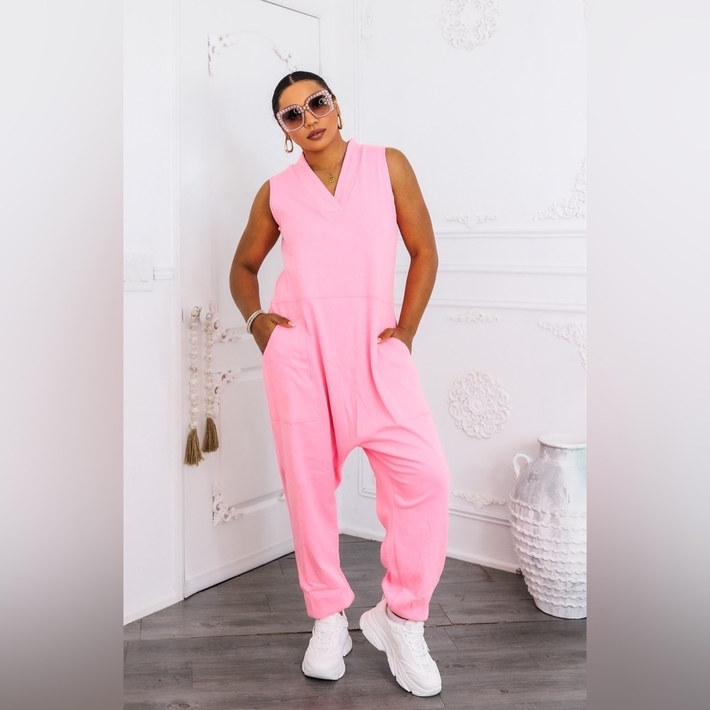 Pink Sleeveless Jumpsuit - Picture 3 of 6